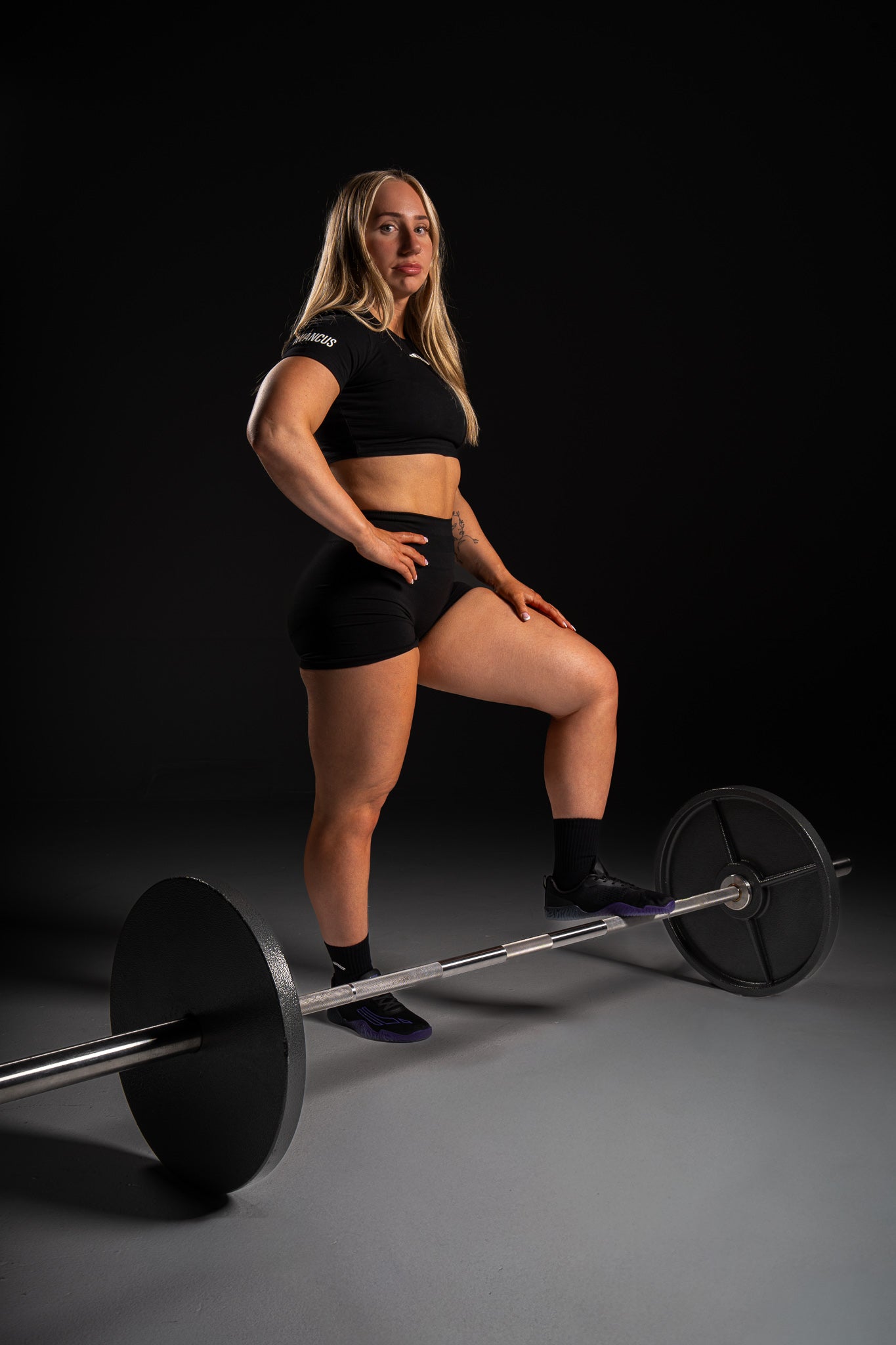 AVANCUS - Women’s Competition Crop Top