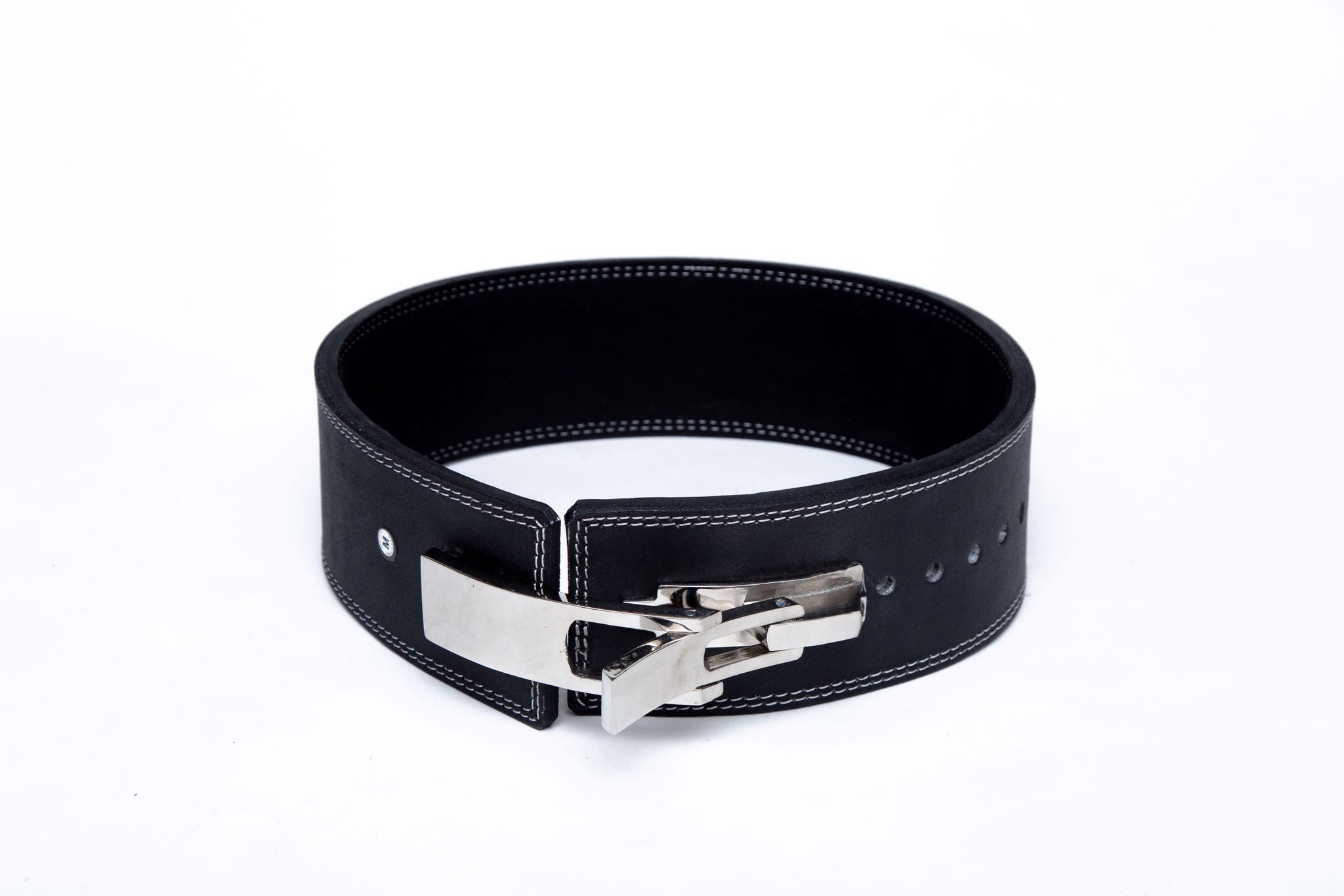 Weight lifting belt with clearance lever